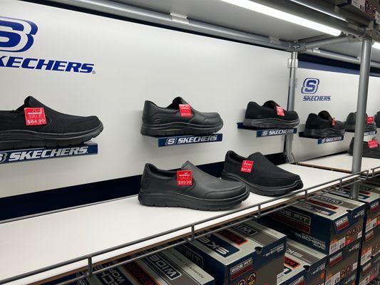 SKECHERS Factory Outlet