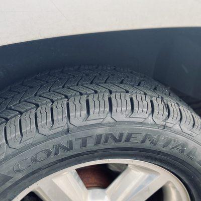 Continental Terrain Contact H/T - 275/55R20