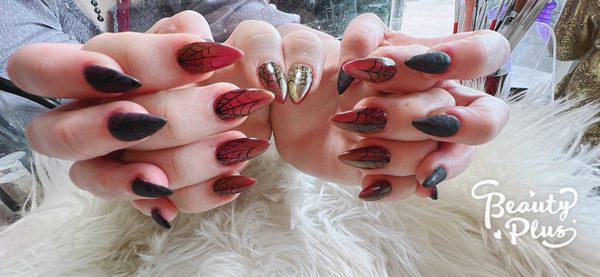 Elegant Nails