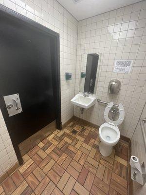 Mens Bathroom