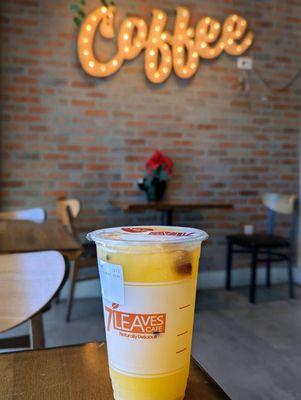 7 Leaves Cafe