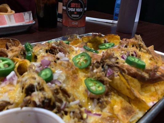 Barbecue nachos with pulled pork