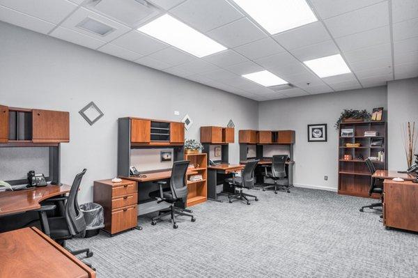 Our HotDesk room is perfect for short term desk needs! Call us for more information.