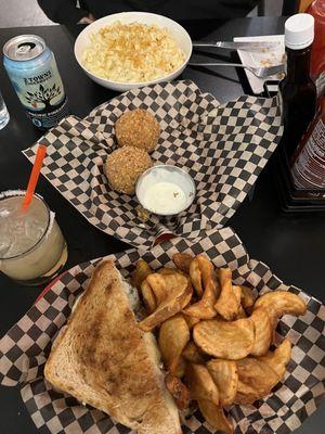 Mushroom Swiss Grilled Cheese, Poppers and Mac-n-Chz