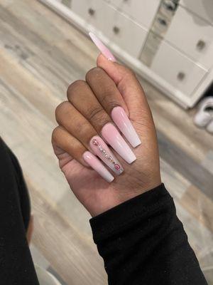 US Nails