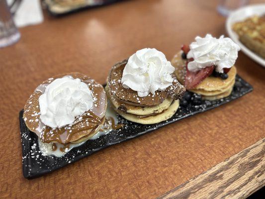 Pancake flight- Lechera, Chocolate Tuxedo, very berry