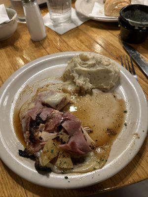 Kona Chicken w/garlic, mashed potatoes