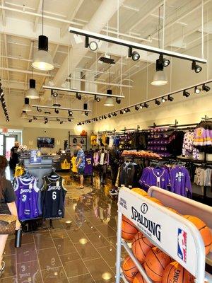 Lakers Team Shop