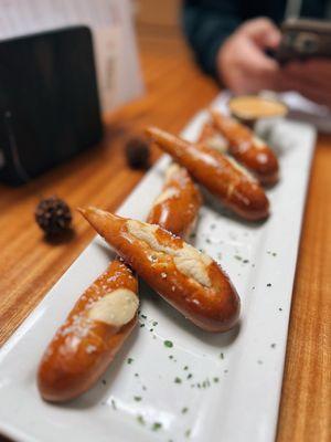 Pub pretzels with beer cheese dip