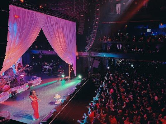 Ari Lennox at Terminal 5.