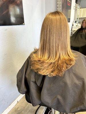 Vanessa gave me a blow out after cutting my hair and it felt amazing!