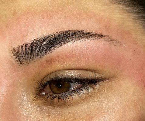 Eyebrow precision no filling or tint