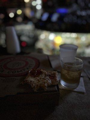 Tampa bay pizza Co. and the hub jim beam great Saturday night