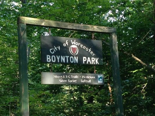 Boynton Park entrance sign