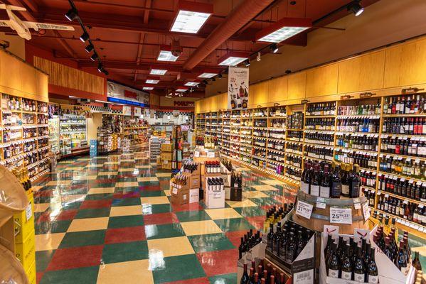 Mollie Stone's Markets 
Wine, Beer, Liquor in San Mateo