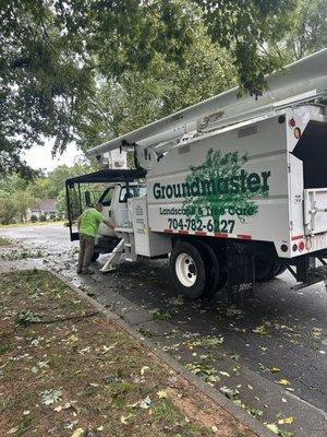 Groundmaster truck.