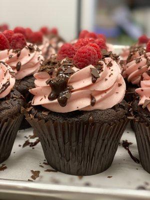 Raspberry Chocolate Truffle Cupcakes!!! Filled with yummy raspberry compote!!!