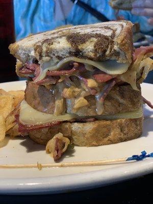 Delicious Rueben sandwich!!