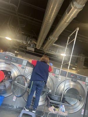 Laundromat attendant