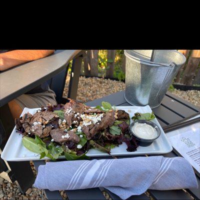 Grilled Steak and Goat Cheese Salad