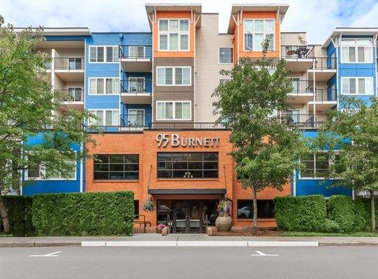 95 Burnett Apartment Homes