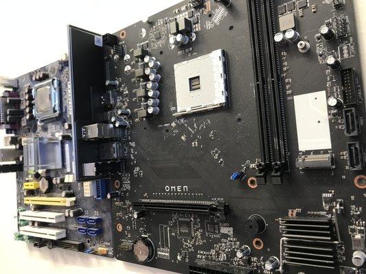 Motherboards and Custom Gaming PCs