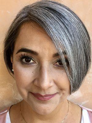 Natural grey stacked bob