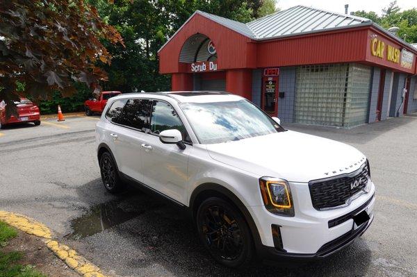 My New 2022 Kia Telluride Night Fall Edition.