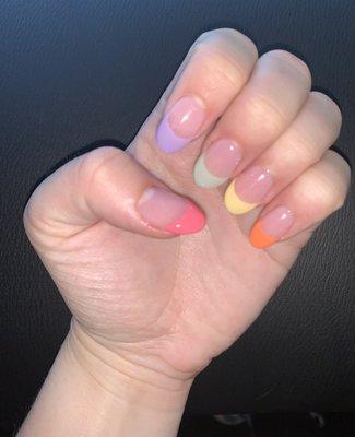 Dipping powder with colored tips