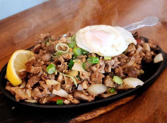 Sizzling Sisig: Combo Pork & Chicken w/added Egg