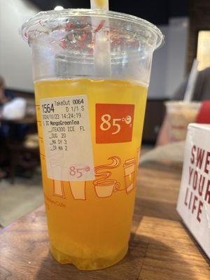 Mango green tea