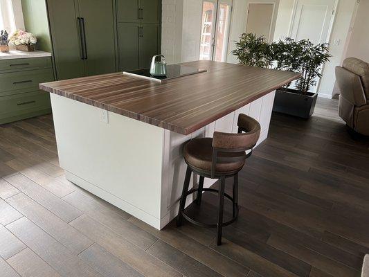 Butcher Block Island with overhang for entertaining.