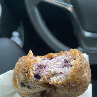 Blueberry donut. It taste so good and fresh definitely coming back for more and to try other flavors