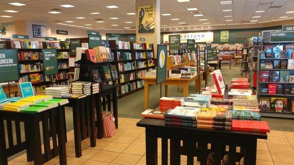 Barnes & Noble, Bismarck ND