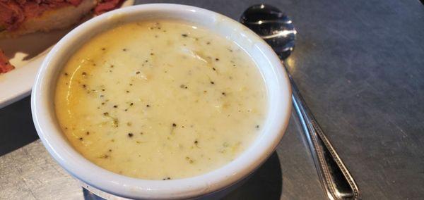 Broccoli cheddar soup