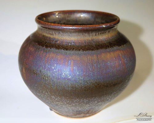 Stoneware vase glazed Smokey Bronze.