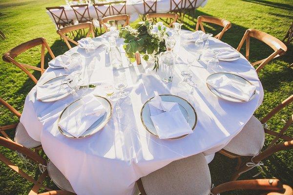 Beautiful table setup c/o rental co.