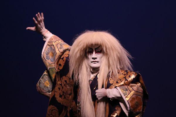 Kabuki, a world-renowned form of traditional Japanese performance art by Miyabiya Japan