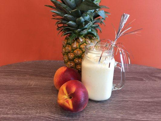 Peach pineapple smoothies