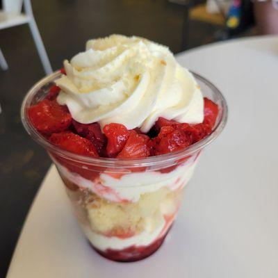 Amazing strawberry parfait! Can't stop eating it!!!