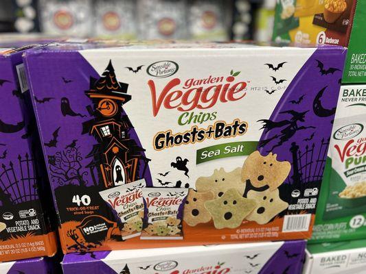 Love these veggie chips ghosts + bats edition. So fun to eat.