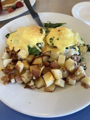 Florentine Benedict, add Canadian ham, with red potatoes, $15