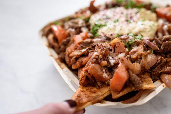 beef shawarma nachos