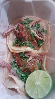 2 carnitas tacos