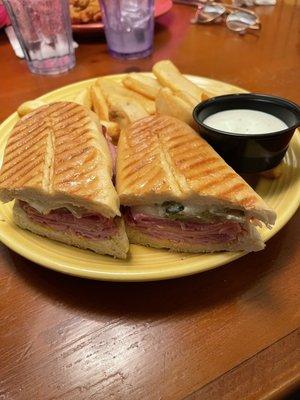 Cuban sandwich