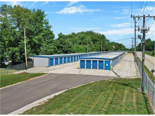 Security Screens - Storage Express at 711 Indianapolis St, Bloomington, IL 61701