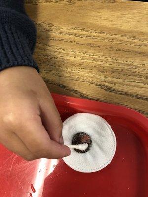 Practical life and Cultural - Cleaning a penny with salt and vinegar, learning about chemical reactions