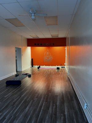 Divine Yoga Studio