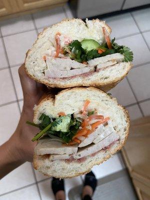 I made this sandwich with ingredients from dục Hng (bread, pate & cha)