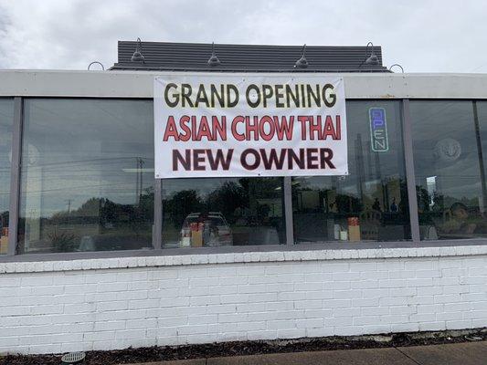 Welcome to our Grand Opening of the newest best Thai food in town. Please come try us out.